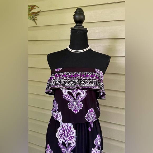 White House Black Market Strapless Dress with Purple Accents - Picture 6 of 13